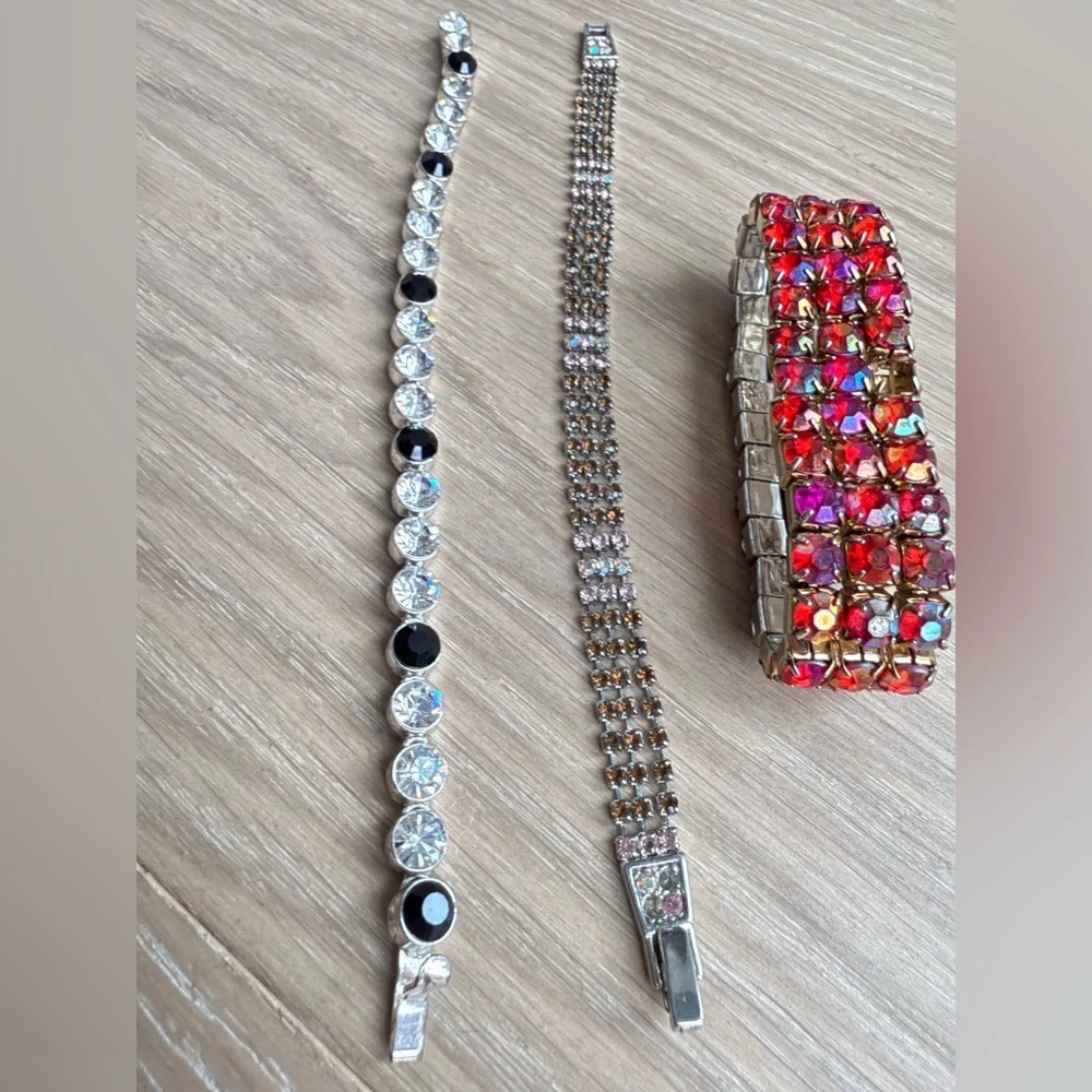 Elegant Multicolor Crystal Jewelry Set of 3 bracelets.